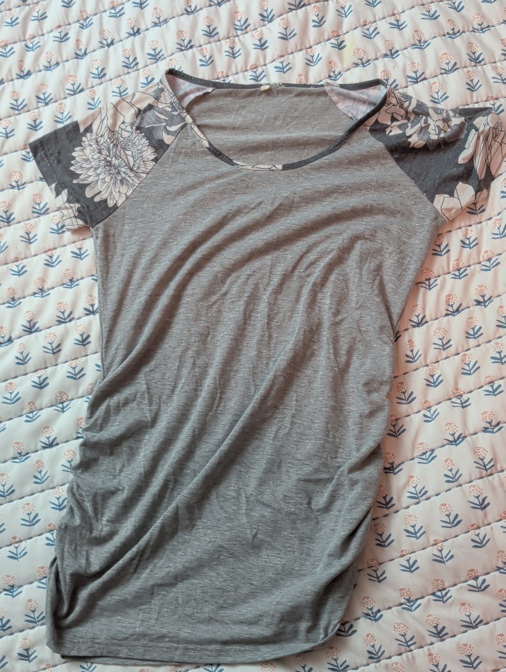 Grey Raglan Sleeve Women’s Maternity Top with Floral Accents